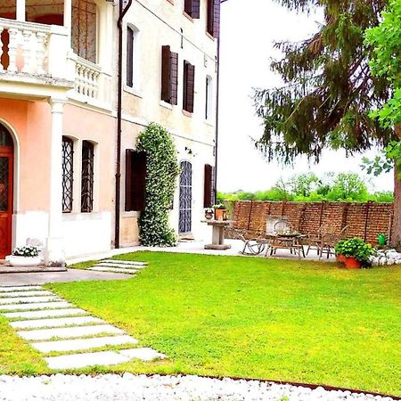 B&B Ernestine Family Home Caneva Buitenkant foto