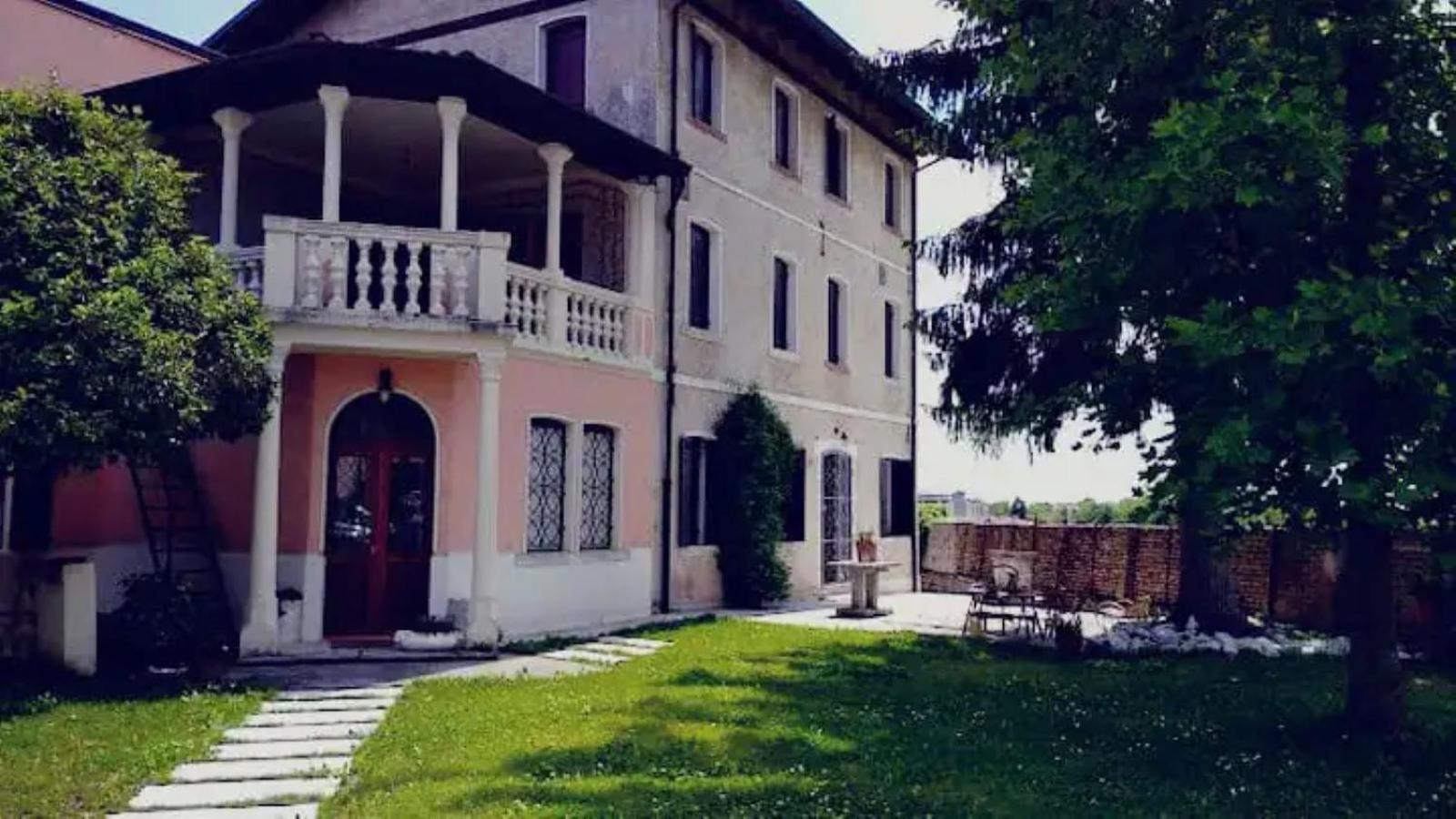 B&B Ernestine Family Home Caneva Buitenkant foto