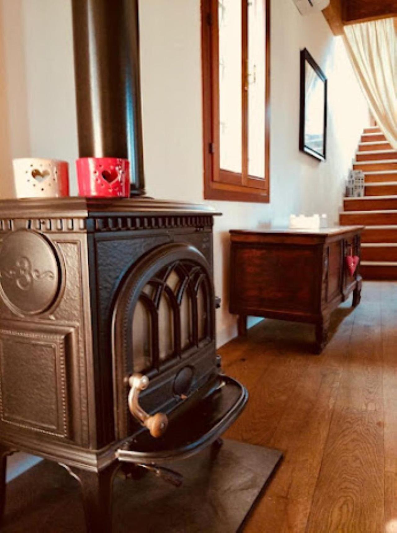 B&B Ernestine Family Home Caneva Buitenkant foto